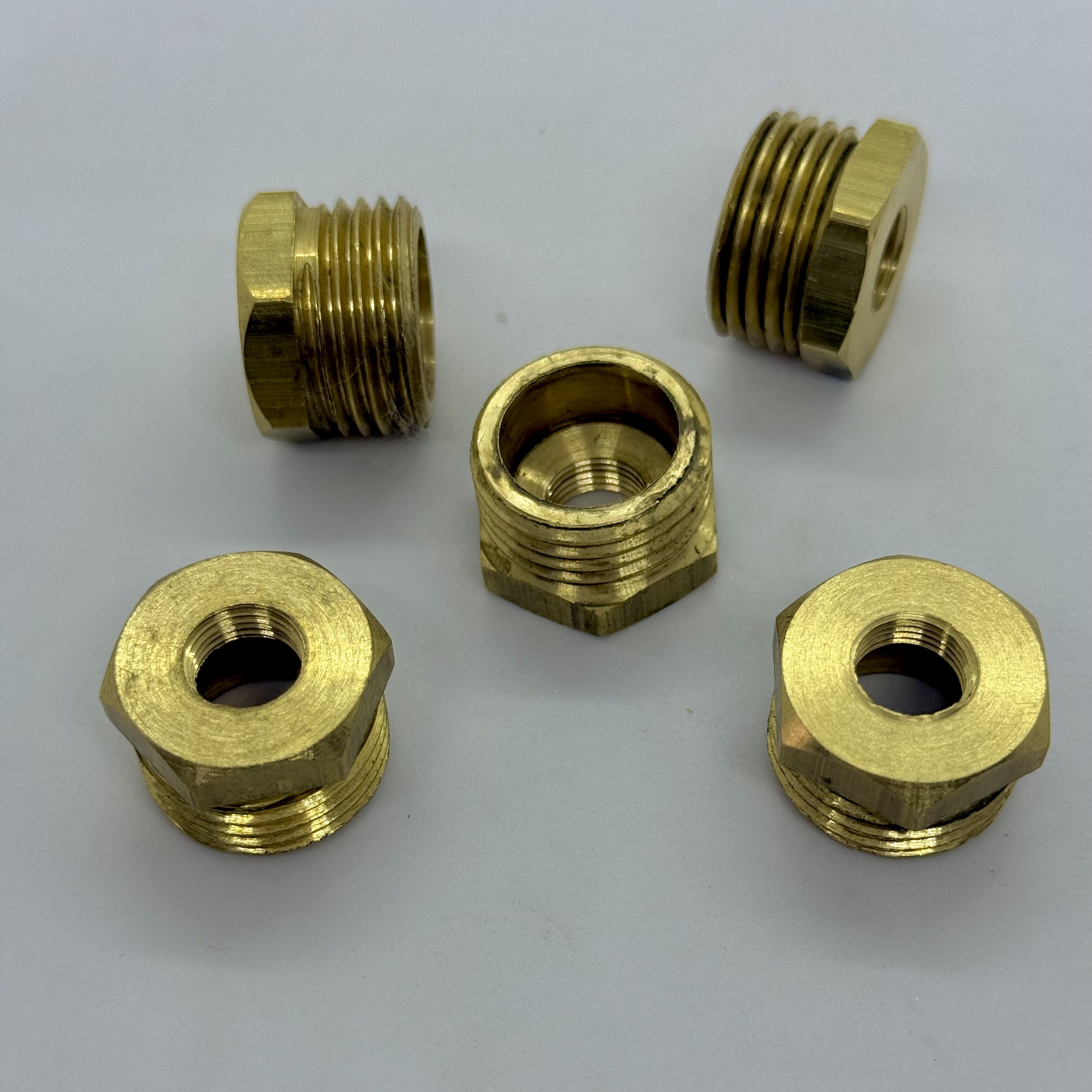 BUJE 1/2M x 1/8H