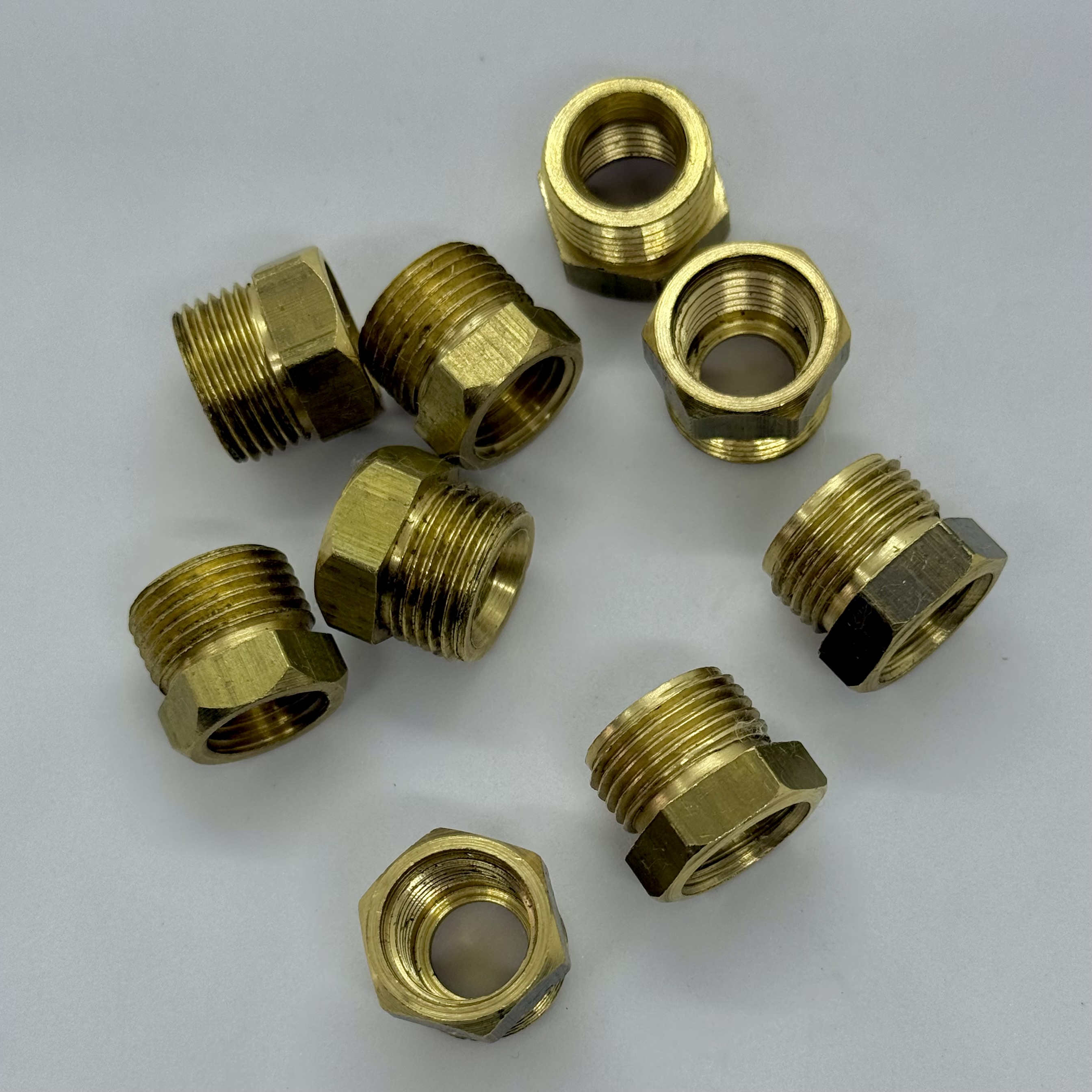 BUJE 3/8M x 1/4H VIROLA